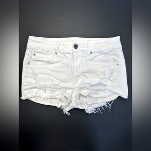 American Eagle Women’s size 6 Hi Rise Shortie Stretch White Denim Jean Shorts